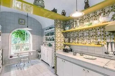 Gocce - Coral Di Lusso 1950 * קאפרי